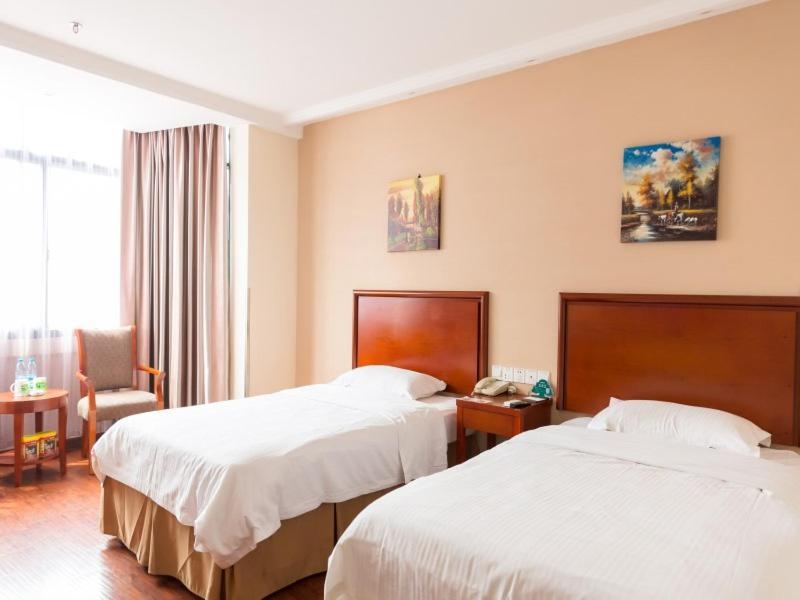 Greentree Inn Jiangsu Suzhou Kunshan High Speed Rail Station Hengshan Road Express Hotel Eksteriør billede