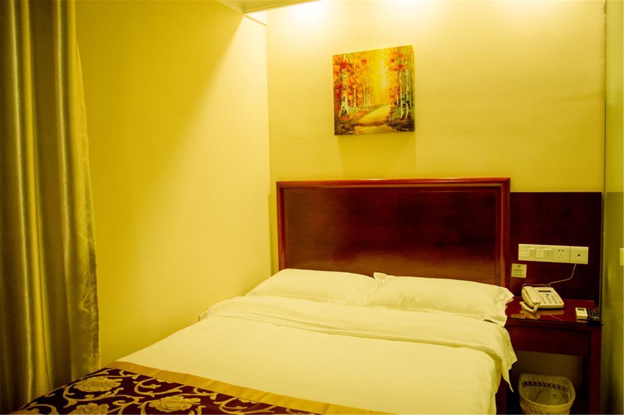 Greentree Inn Jiangsu Suzhou Kunshan High Speed Rail Station Hengshan Road Express Hotel Eksteriør billede