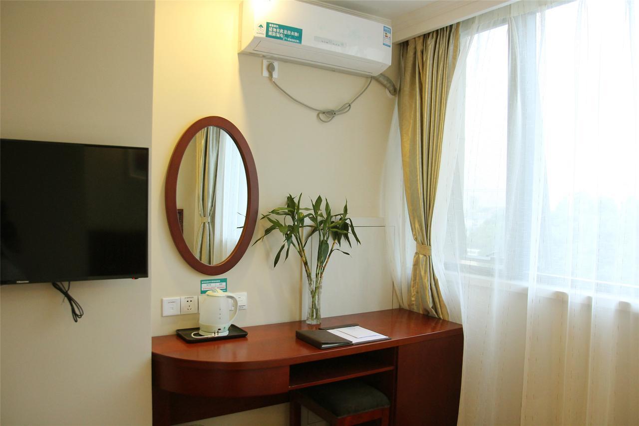 Greentree Inn Jiangsu Suzhou Kunshan High Speed Rail Station Hengshan Road Express Hotel Eksteriør billede