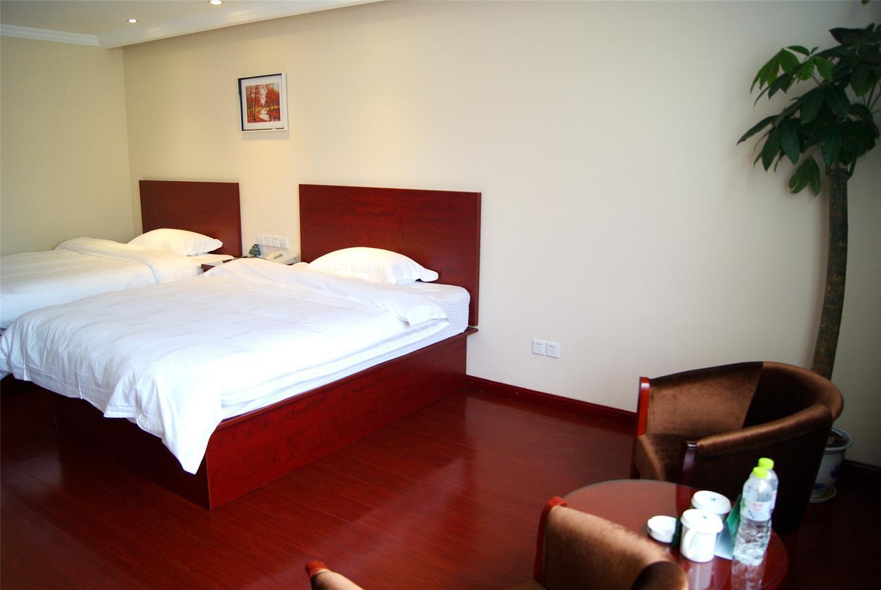 Greentree Inn Jiangsu Suzhou Kunshan High Speed Rail Station Hengshan Road Express Hotel Eksteriør billede