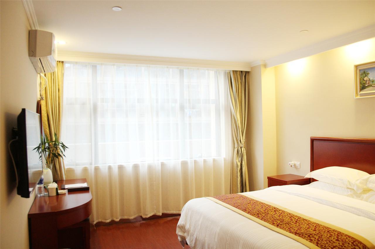 Greentree Inn Jiangsu Suzhou Kunshan High Speed Rail Station Hengshan Road Express Hotel Eksteriør billede