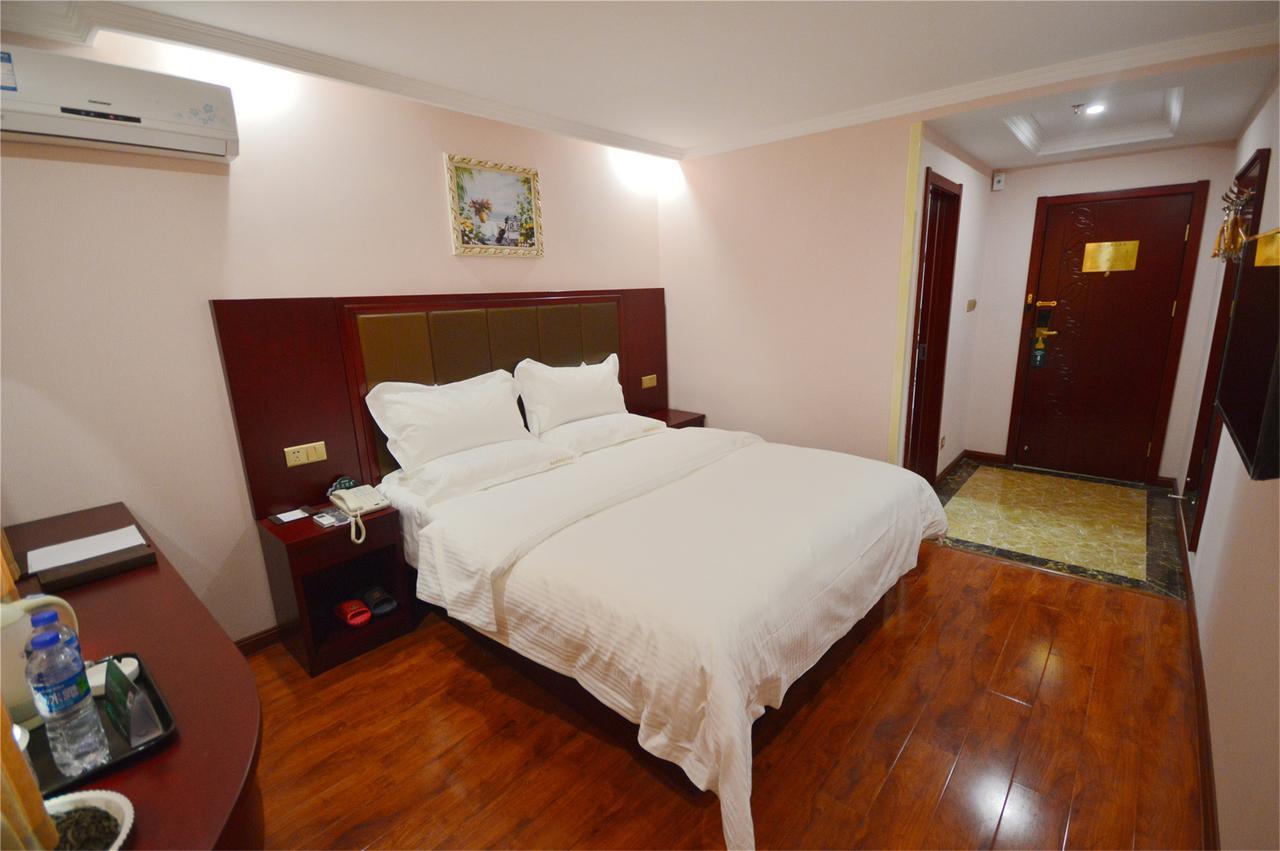 Greentree Inn Jiangsu Suzhou Kunshan High Speed Rail Station Hengshan Road Express Hotel Eksteriør billede